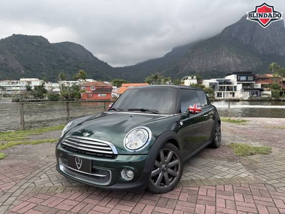 MINI COOPER 1.6 PEPPER 16V GASOLINA 2P AUTOMÁTICO MINI COOPER 1.6 PEPPER 16V GASOLINA 2P AUTOMÁTICO